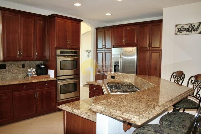 9272 Lofty Ln - Photo 3 of 5