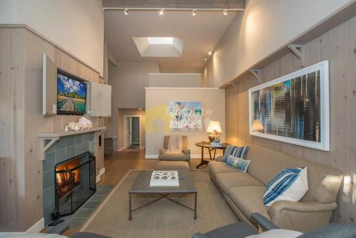 2 Rincon Point Ln - Photo 2 of 5