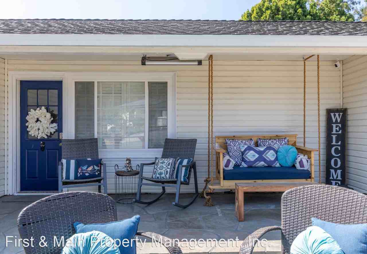 224 E 1st St - Photo 2 of 34