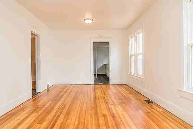 508 W 23Rd St - Photo 3 of 22