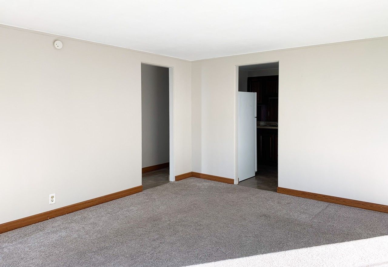 1233 Obrien St - Photo 6 of 29