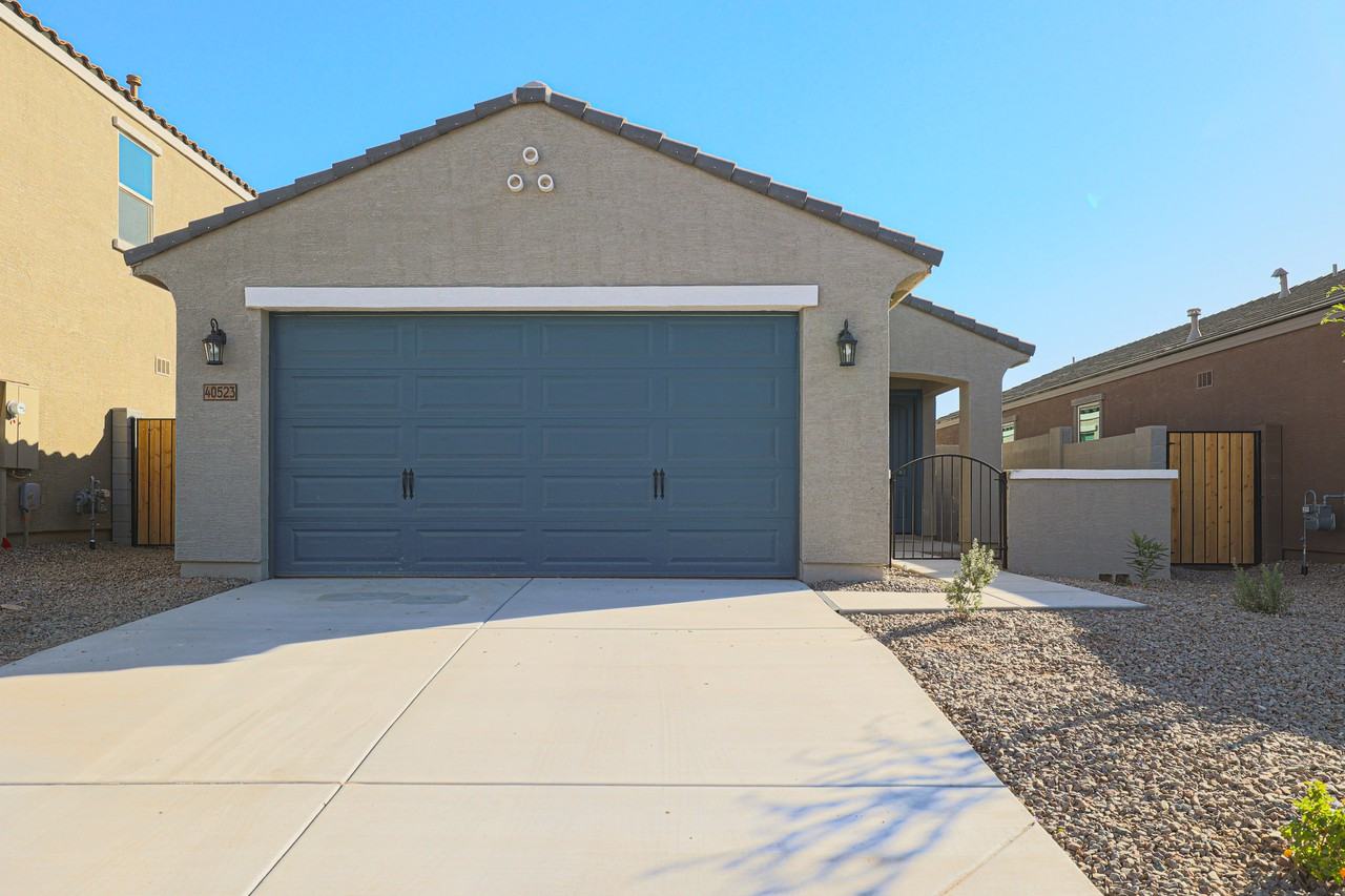 40523 W Shaver Dr - Photo 3 of 30