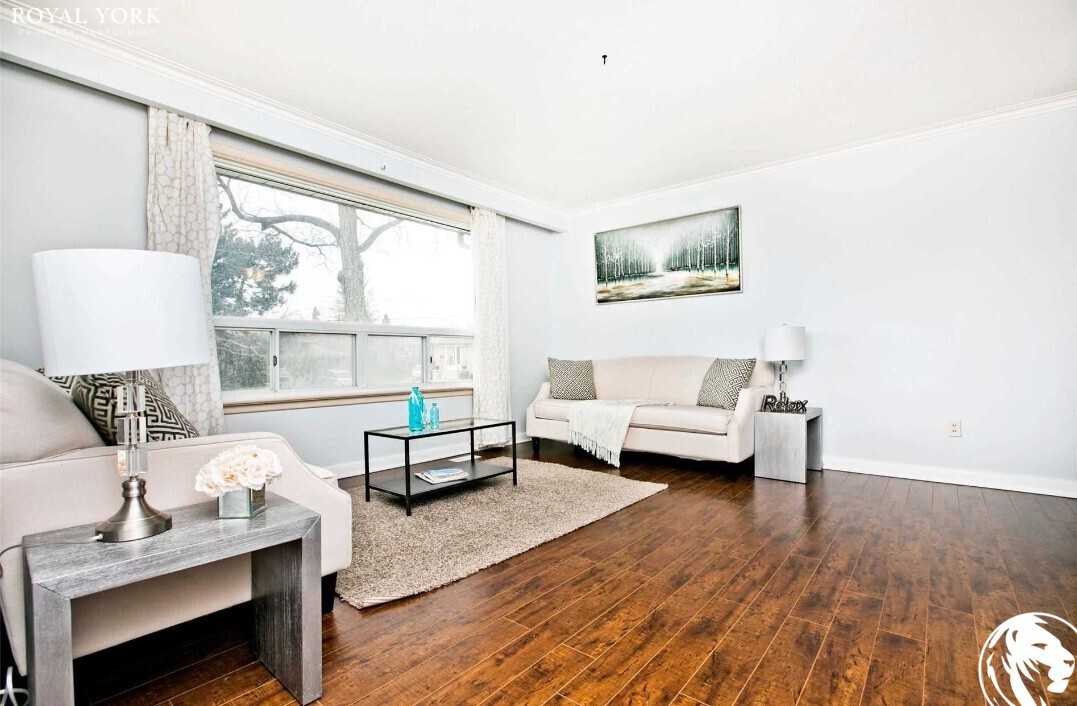 31 Romulus Dr #1 - Photo 2 of 19