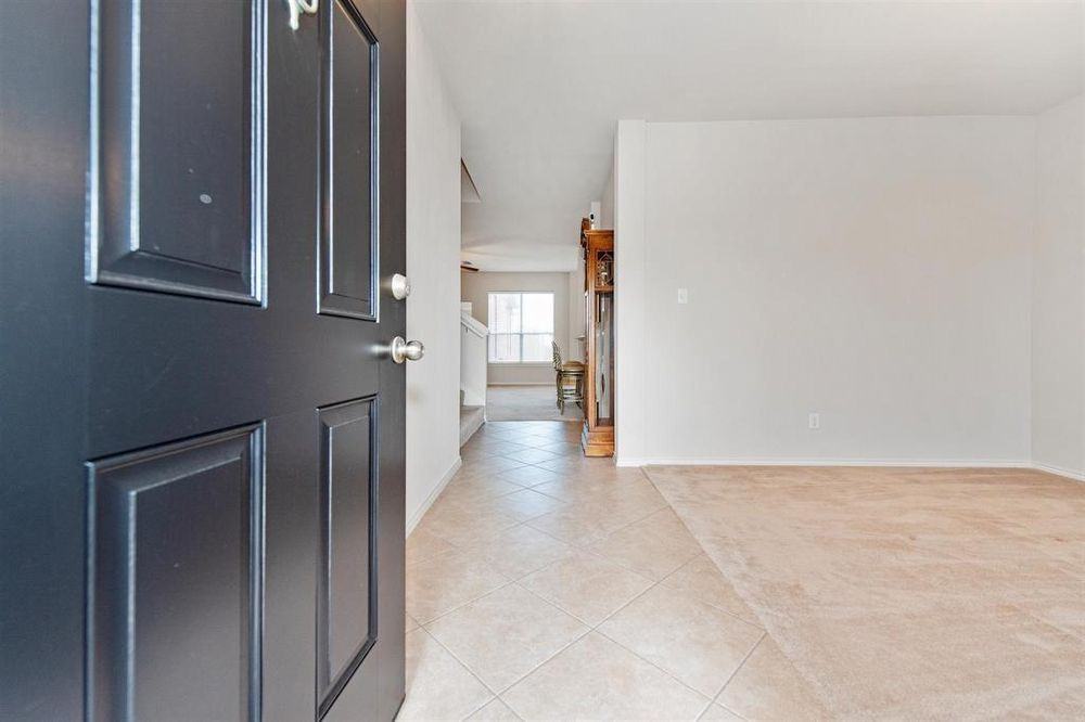 22132 Knights Cove Dr - Photo 2 of 29