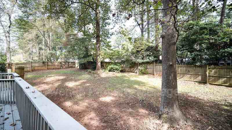 2820 Meadow Lark Trl - Photo 5 of 21
