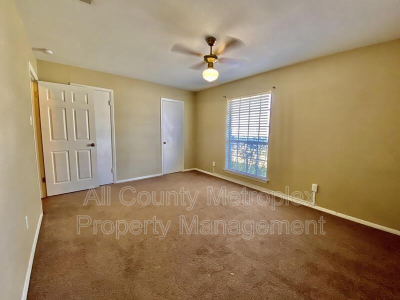 801 Irwin Dr #A - Photo 5 of 11