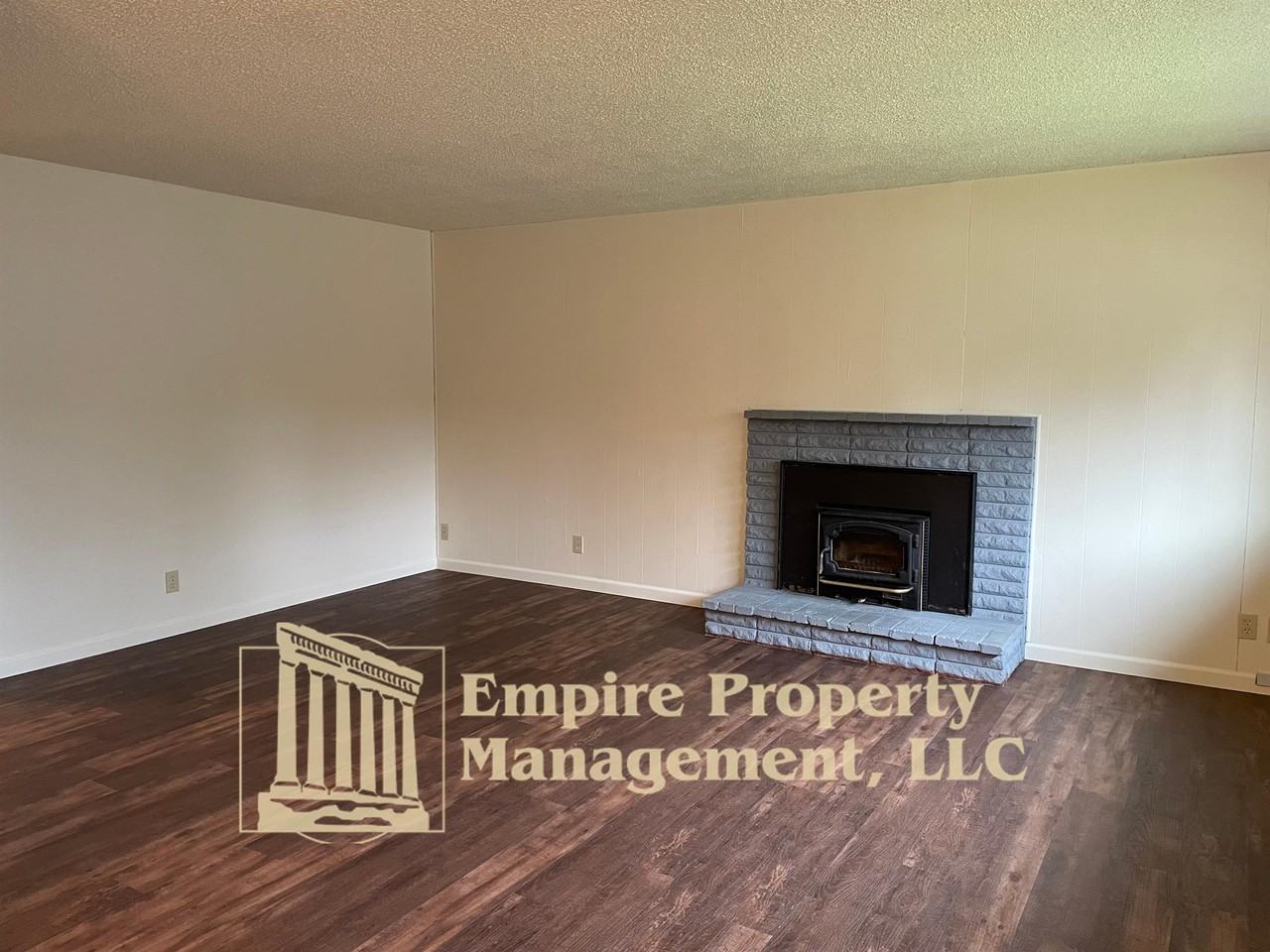1297 Waite St #1297K16 - Photo 2 of 12