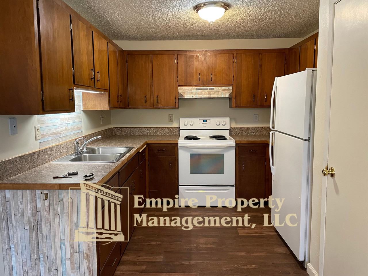 1297 Waite St #1297K16 - Photo 6 of 12