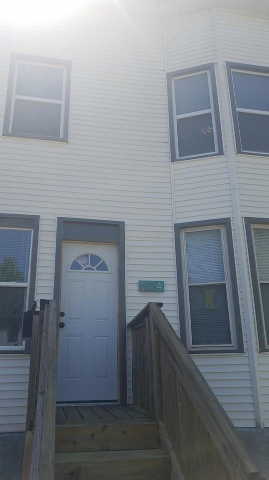 224 Randolph St #1 - Photo 2 of 14