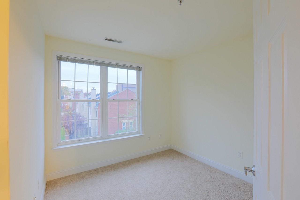 803 Mchenry St #1 - Photo 7 of 12