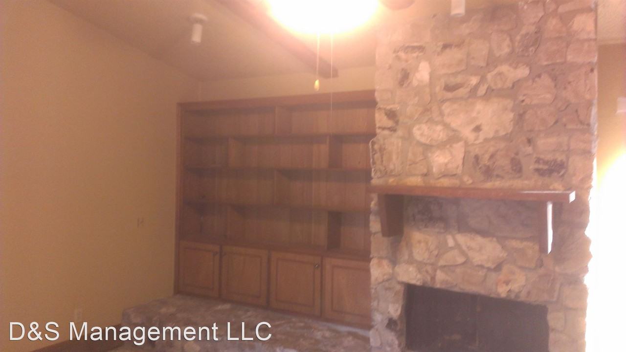 2400 Pinon Pl - Photo 2 of 5