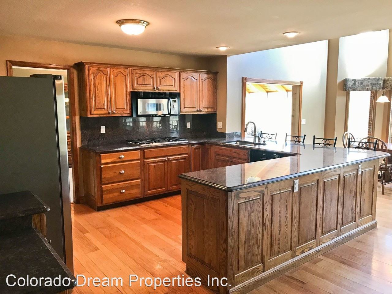 102 Staghorn Way - Photo 3 of 50