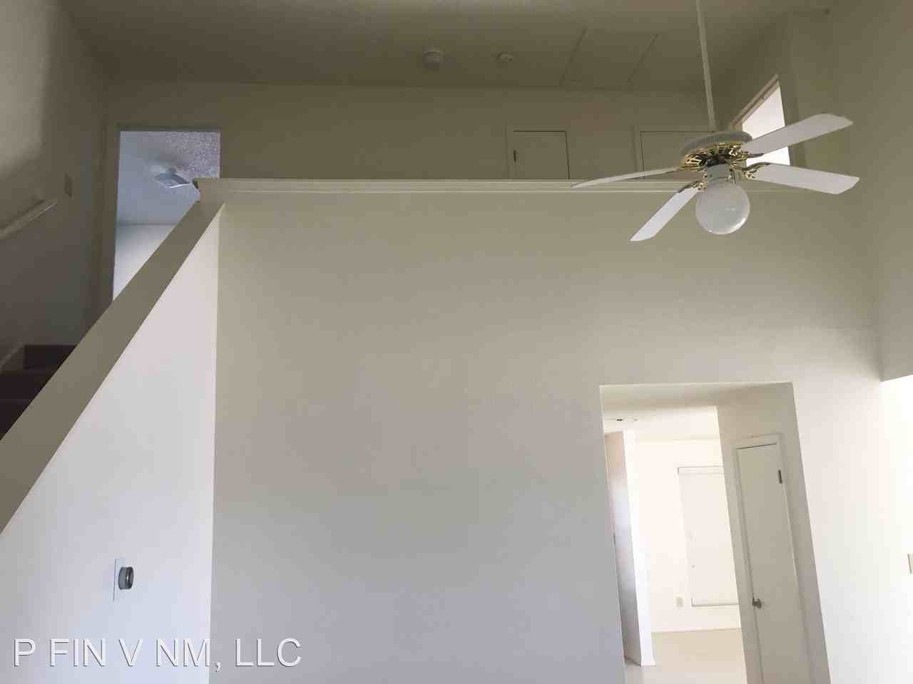 2303 Sandia Ct - Photo 3 of 8