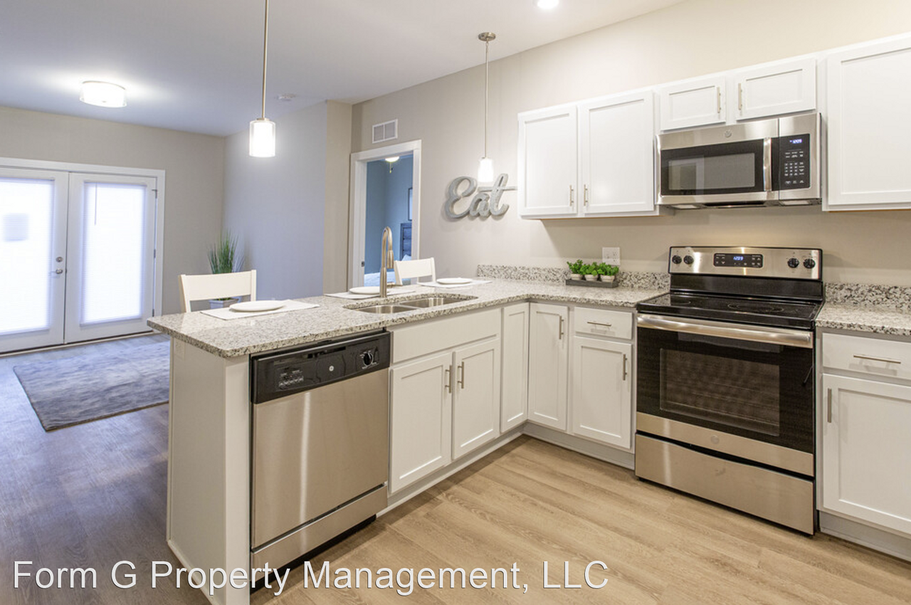 309 Spring Street - Photo 3 of 13