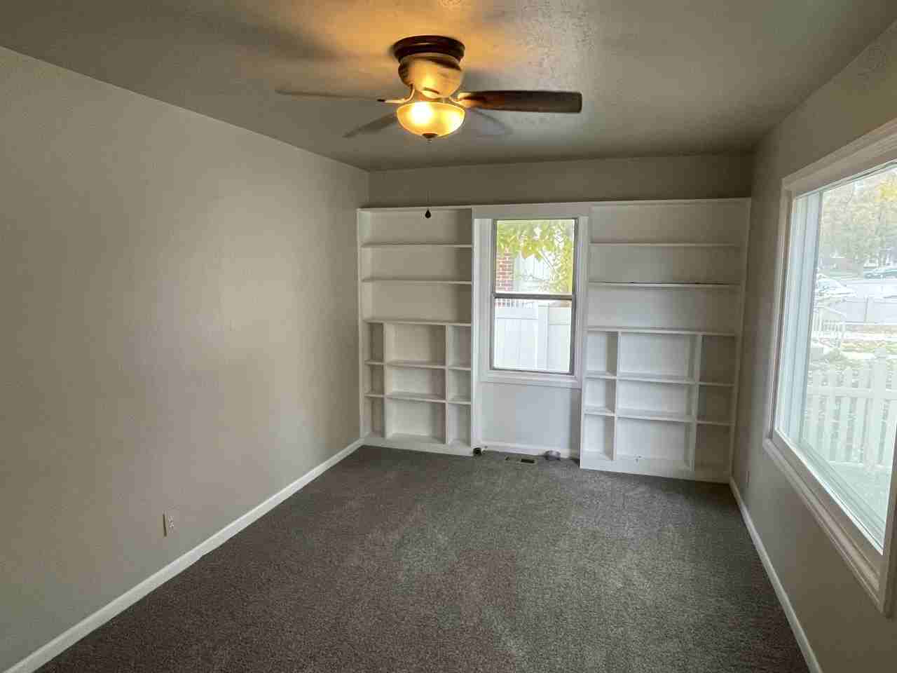 2898 S Mcclelland St - Photo 2 of 17