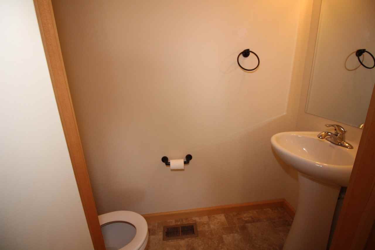 388 Adeline Dr - Photo 2 of 15