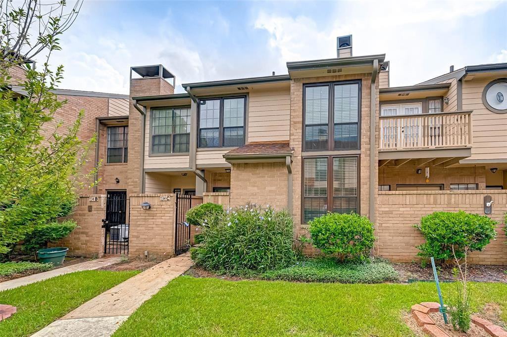 734 Country Place Dr - Photo 2 of 48