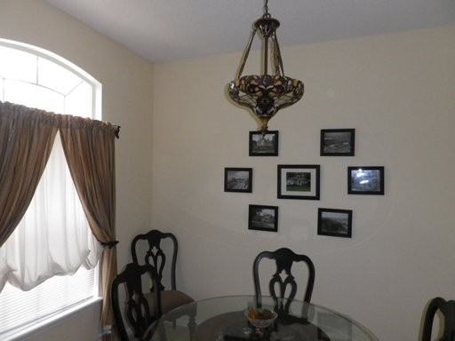 1803 Canterbury Ln - Photo 3 of 12