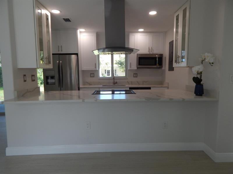 416 Prosperity Farms Road - Photo 2 of 13