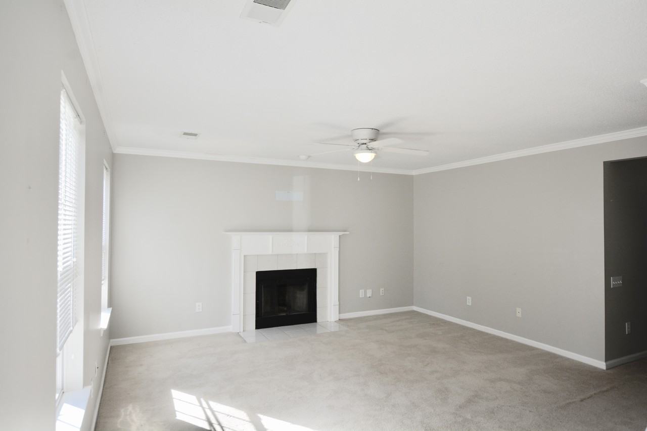 3387 Queensgate Way - Photo 2 of 20