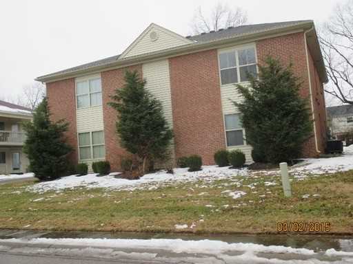 413 Rosewood Ct - Photo 2 of 28