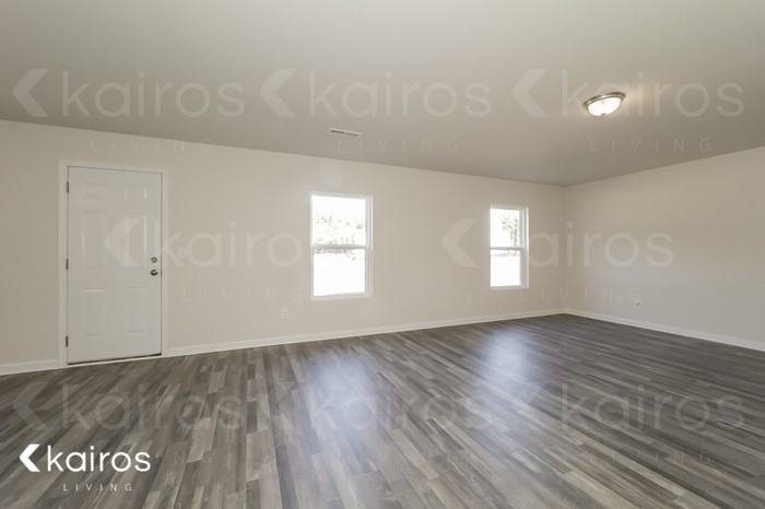 334 Waterfall Rd - Photo 2 of 17