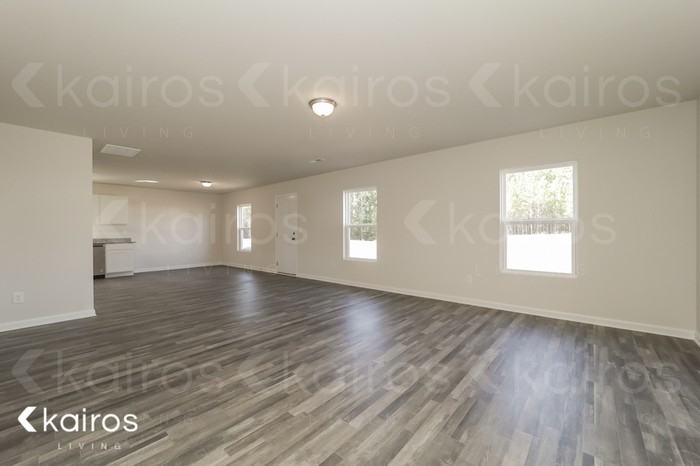 334 Waterfall Rd - Photo 3 of 17