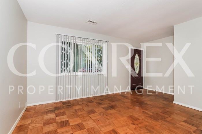 12151 Chesterdale Rd - Photo 3 of 12