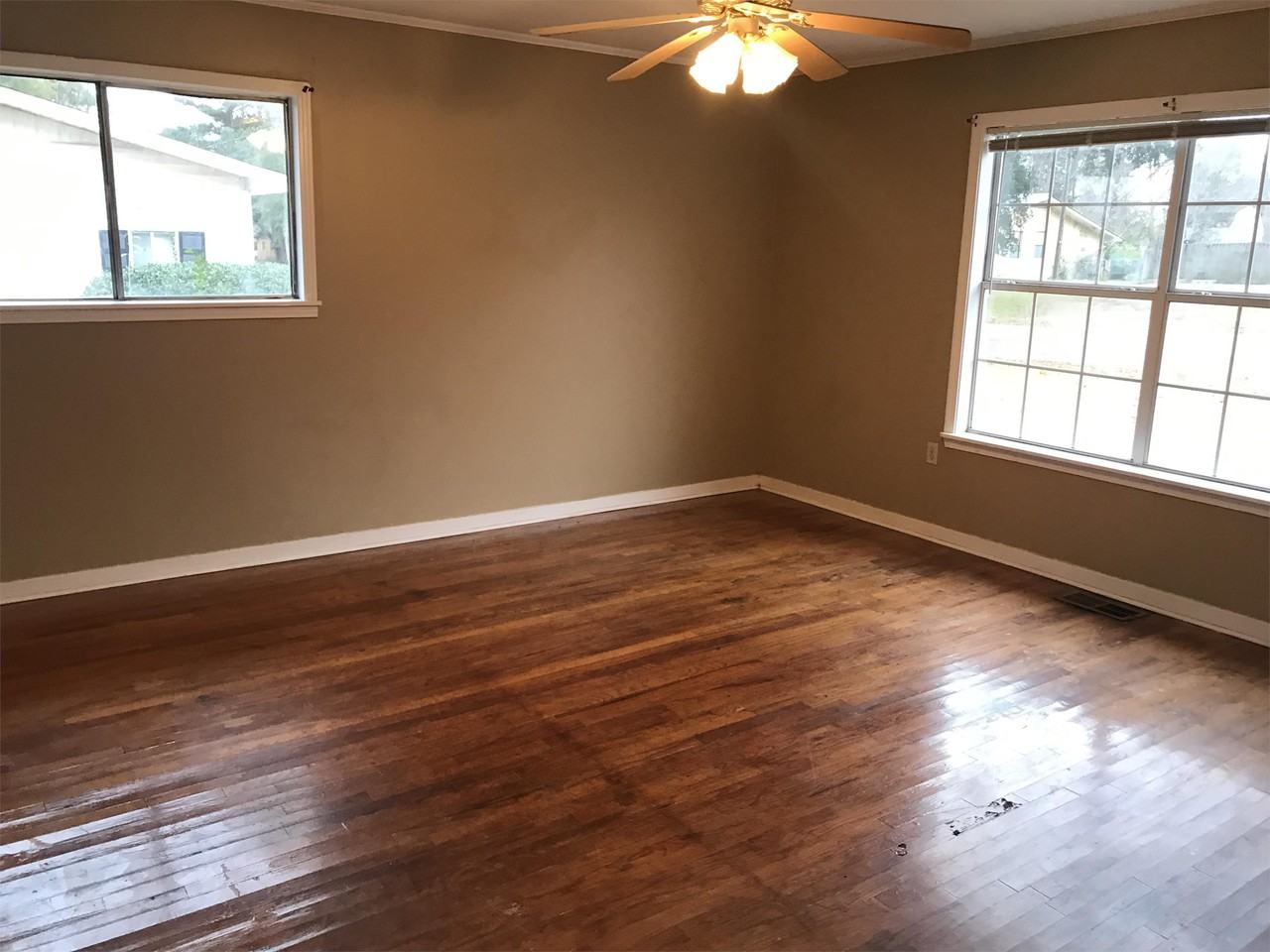 328 Beverly Cir #1 - Photo 2 of 12