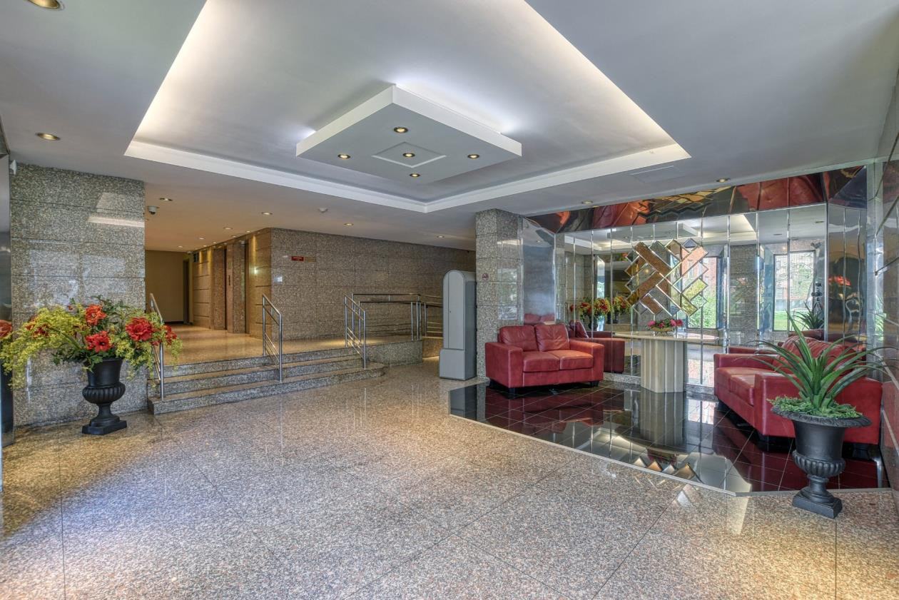 725 Place Fortier #506 - Photo 2 of 20