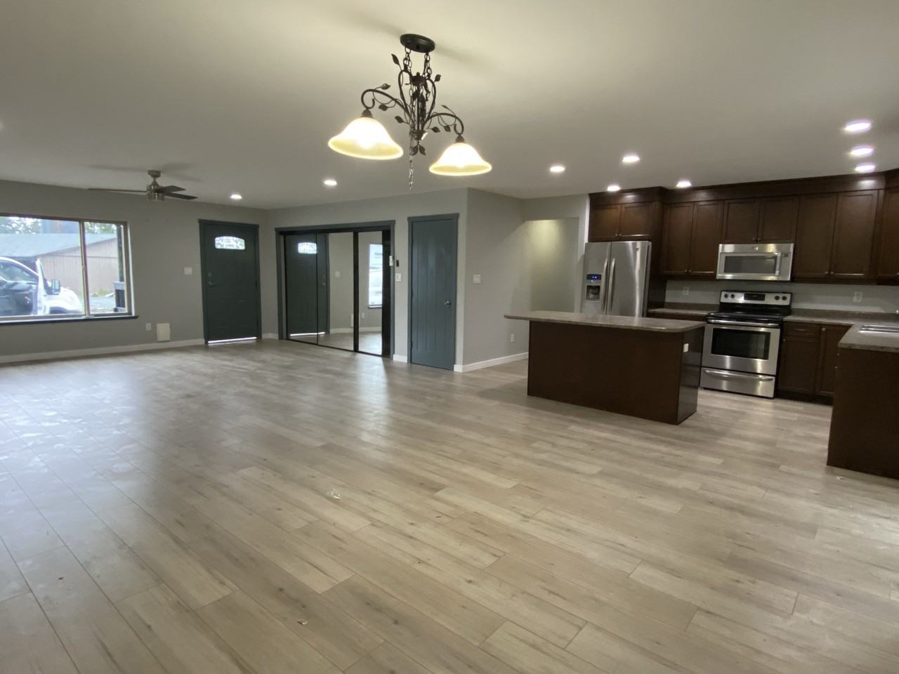 1851 Meadowood Way Uppr - Photo 3 of 10