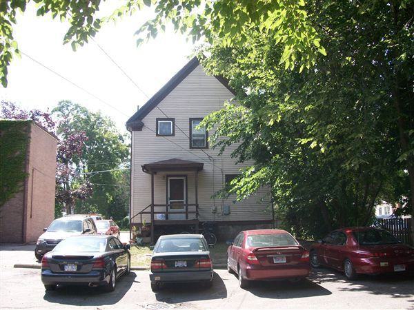 807 S Main St - Photo 3 of 12