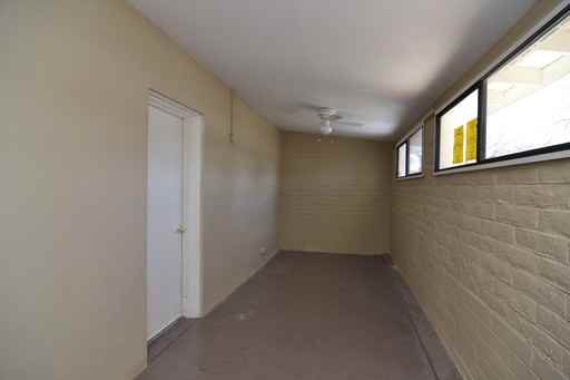 2325 E Blacklidge Dr - Photo 2 of 13
