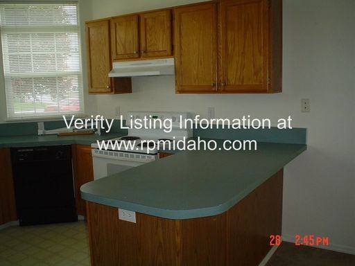 7315 N Parkcrest Ave - Photo 3 of 6