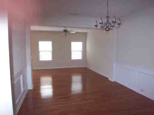 1821 Willow Branch Ln - Photo 2 of 9