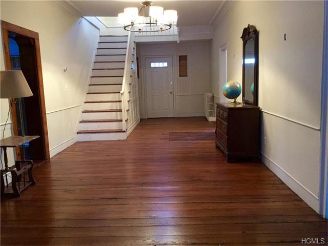 1679 Little Britain Rd - Photo 3 of 18