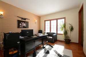 7944 W 99th St - Photo 3 of 25