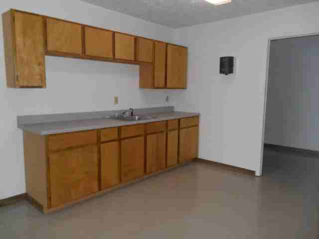 623 Industrial Park Rd - Photo 3 of 8