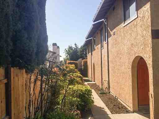 45563 Ellsworth St - Photo 3 of 19