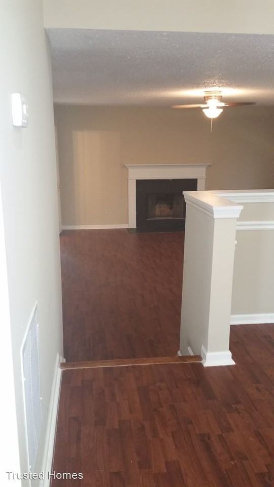 3607 Waldrop Rd - Photo 2 of 10