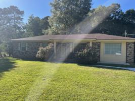 featured image of 224 Perry Hill Rd