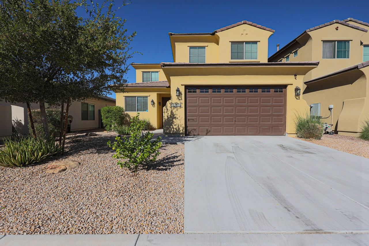 2322 W Sierra Vista Dr - Photo 2 of 48