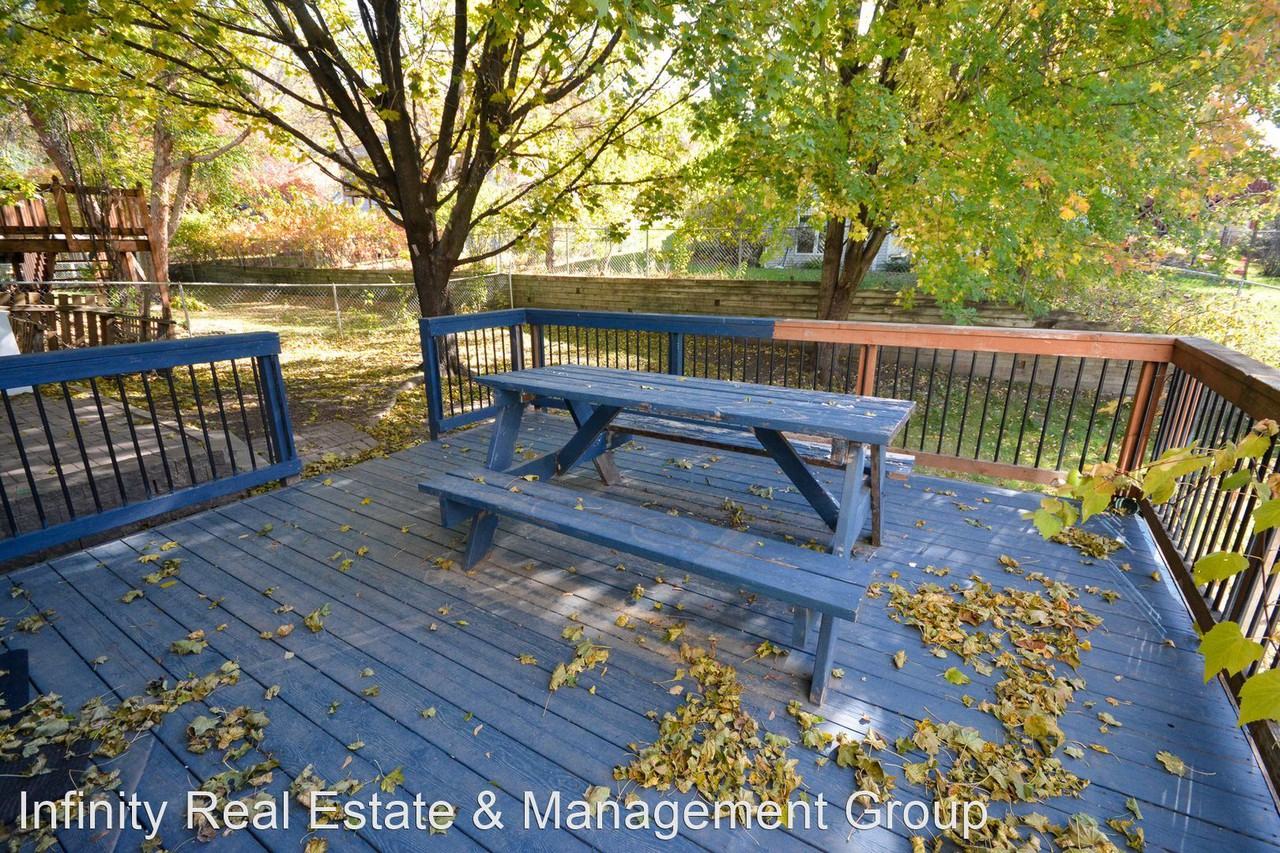 814 Northland Pl Ne - Photo 2 of 19