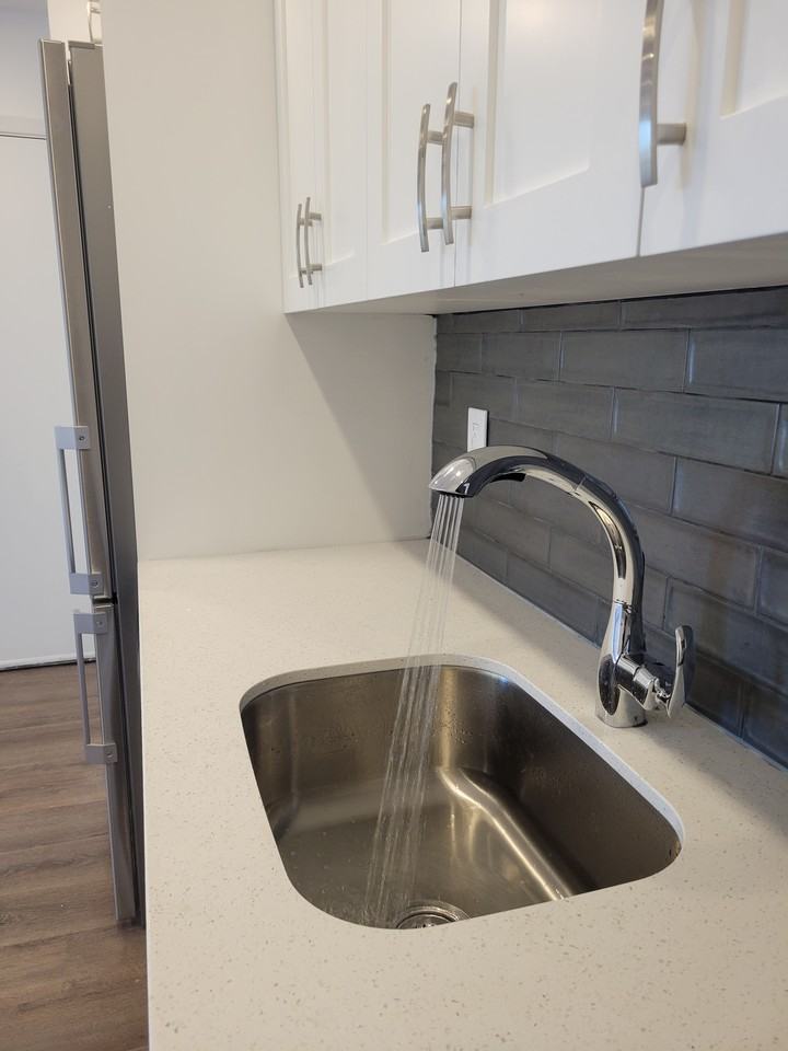 266 Marlee Ave #2 - Photo 3 of 12
