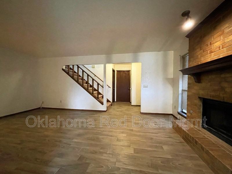 6003 Gaelic Glen Dr - Photo 2 of 12