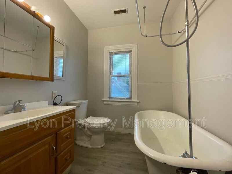 23 Villa Ave #3 - Photo 2 of 10