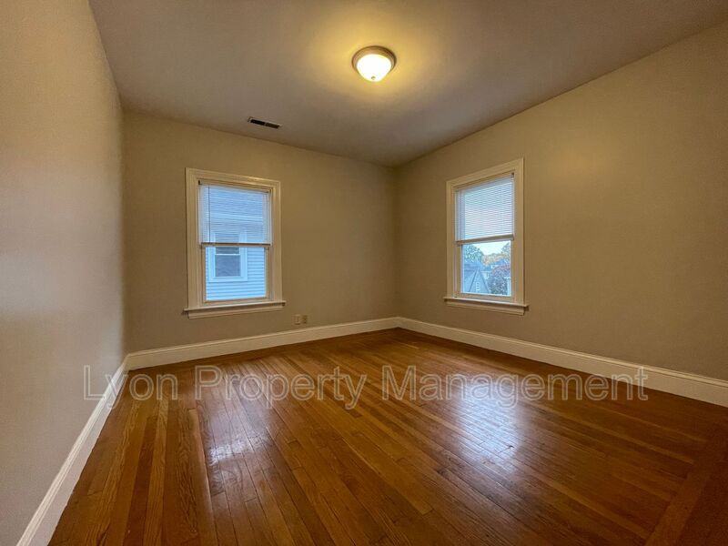 23 Villa Ave #3 - Photo 5 of 10