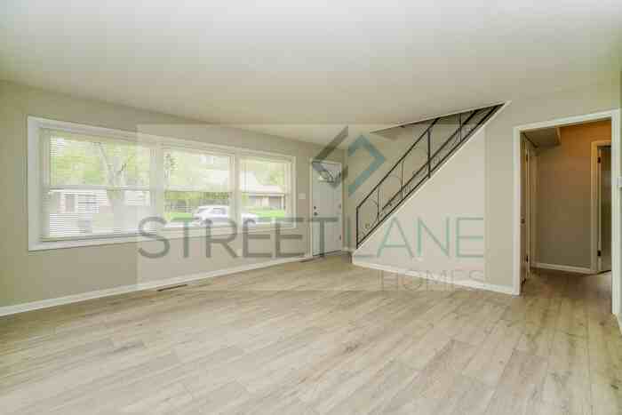 4697 Janis Dr - Photo 3 of 15