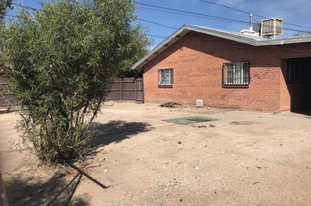 2619 North Euclid Avenue - Photo 2 of 4