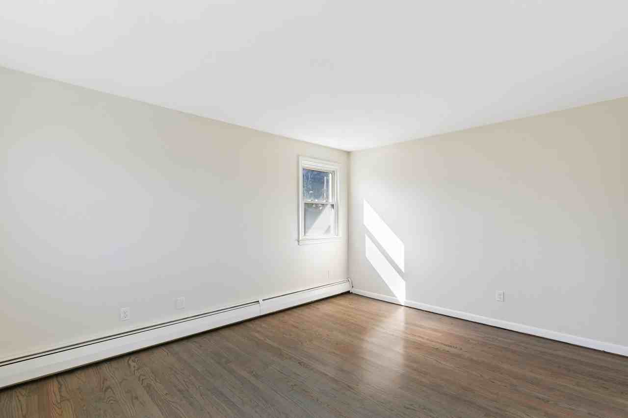 21 Harrington Ave #2ndFL - Photo 3 of 7